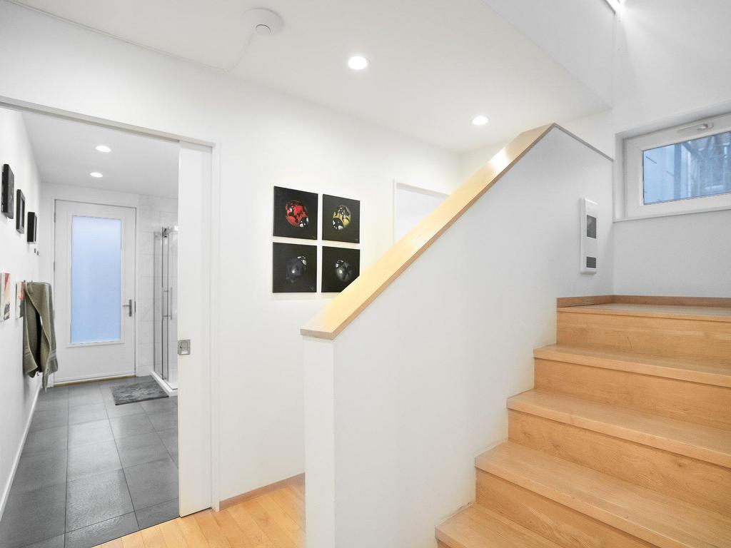 









5283

 - 5287


Rue Berri

,
Montréal (Le Plateau-Mont-Royal),




QC
H2J2S7

