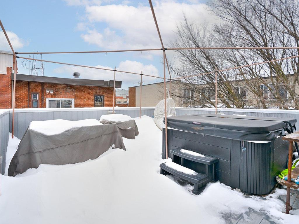 









5283

 - 5287


Rue Berri

,
Montréal (Le Plateau-Mont-Royal),




QC
H2J2S7

