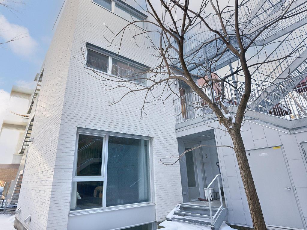 









5283

 - 5287


Rue Berri

,
Montréal (Le Plateau-Mont-Royal),




QC
H2J2S7

