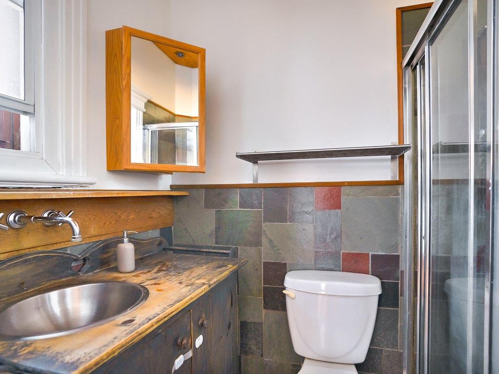 









5283

 - 5287


Rue Berri

,
Montréal (Le Plateau-Mont-Royal),




QC
H2J2S7

