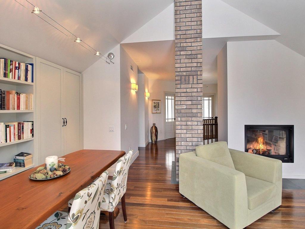 









82


Rue Meunier

,
Eastman,




QC
J0E1P0

