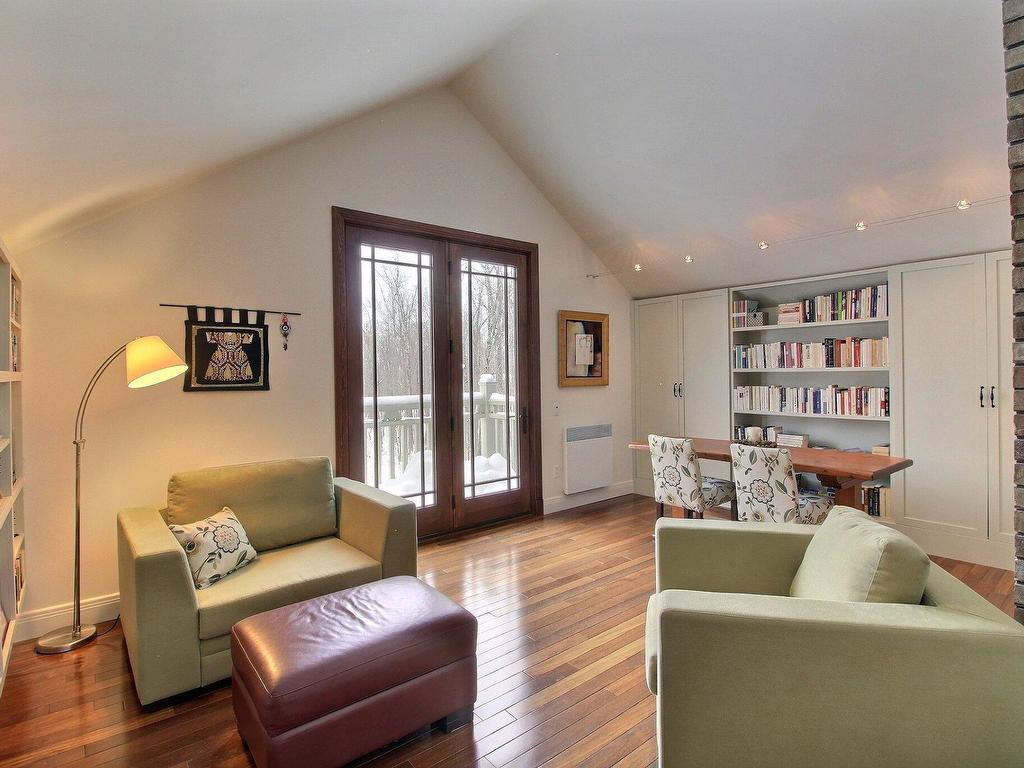









82


Rue Meunier

,
Eastman,




QC
J0E1P0

