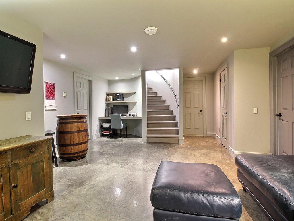 









82


Rue Meunier

,
Eastman,




QC
J0E1P0

