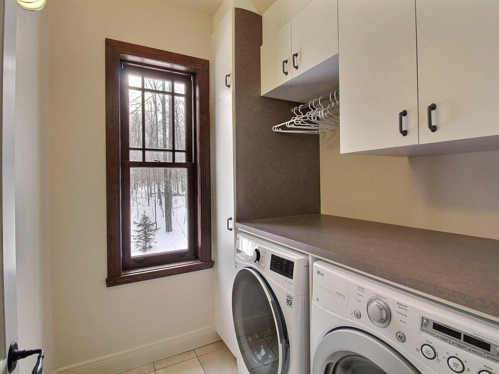 









82


Rue Meunier

,
Eastman,




QC
J0E1P0

