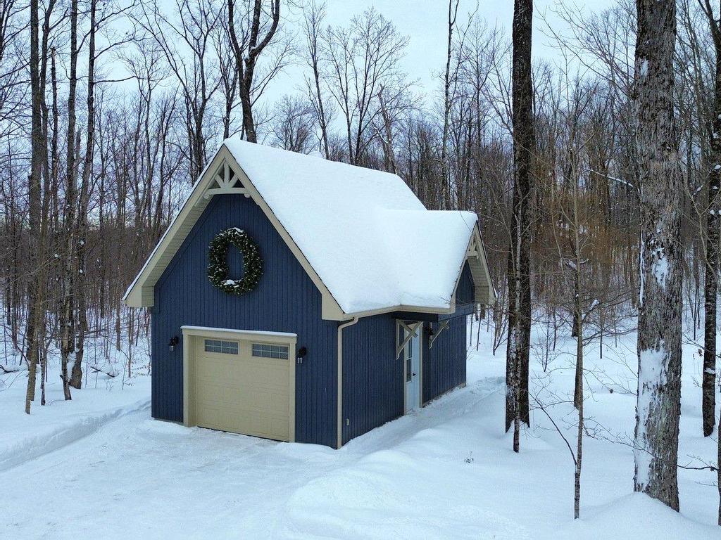 









82


Rue Meunier

,
Eastman,




QC
J0E1P0

