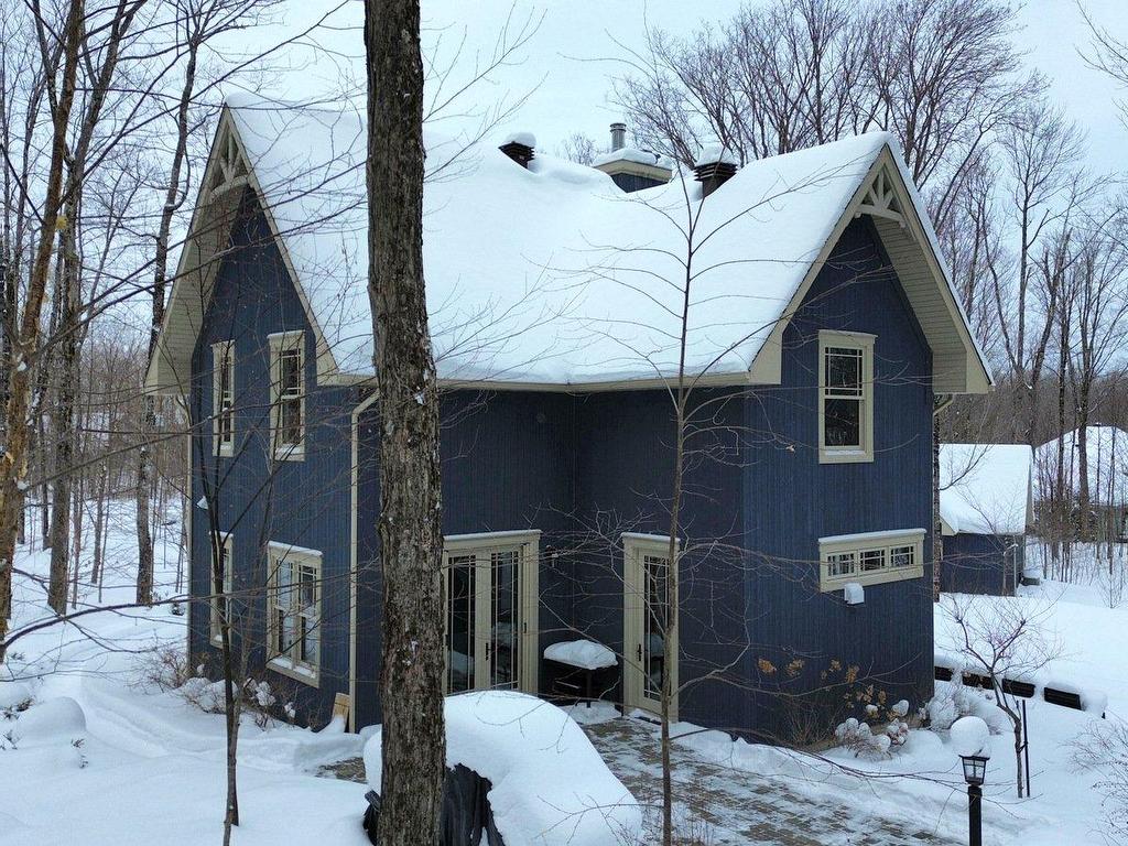 









82


Rue Meunier

,
Eastman,




QC
J0E1P0

