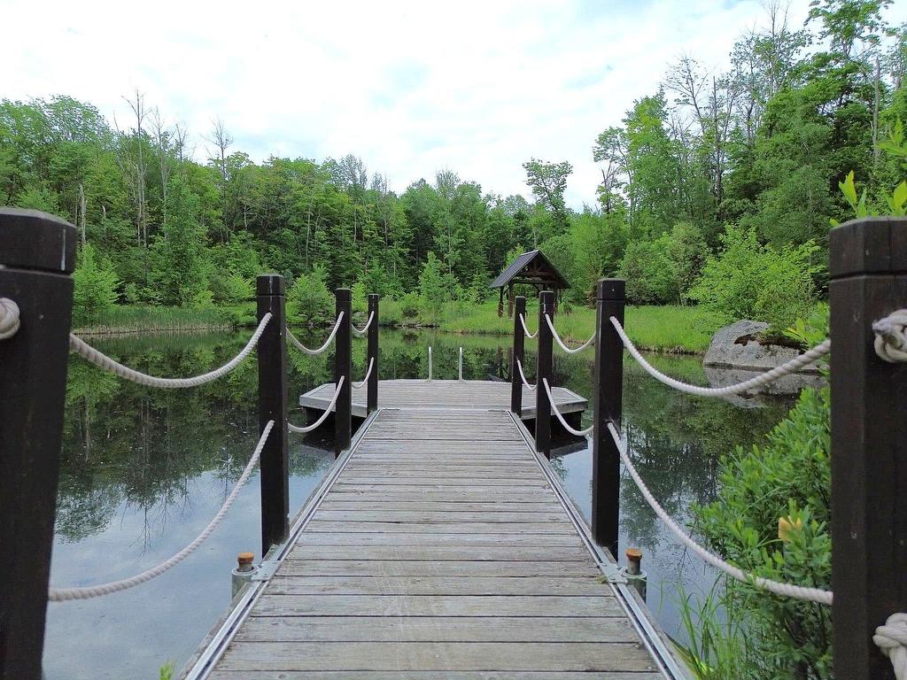 









82


Rue Meunier

,
Eastman,




QC
J0E1P0


