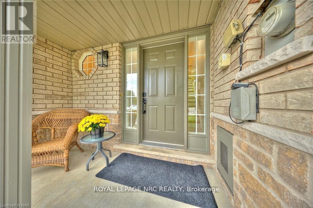 












76 LORETTA DRIVE

,
Niagara-on-the-Lake (Virgil),




Ontario
L0S1T0

