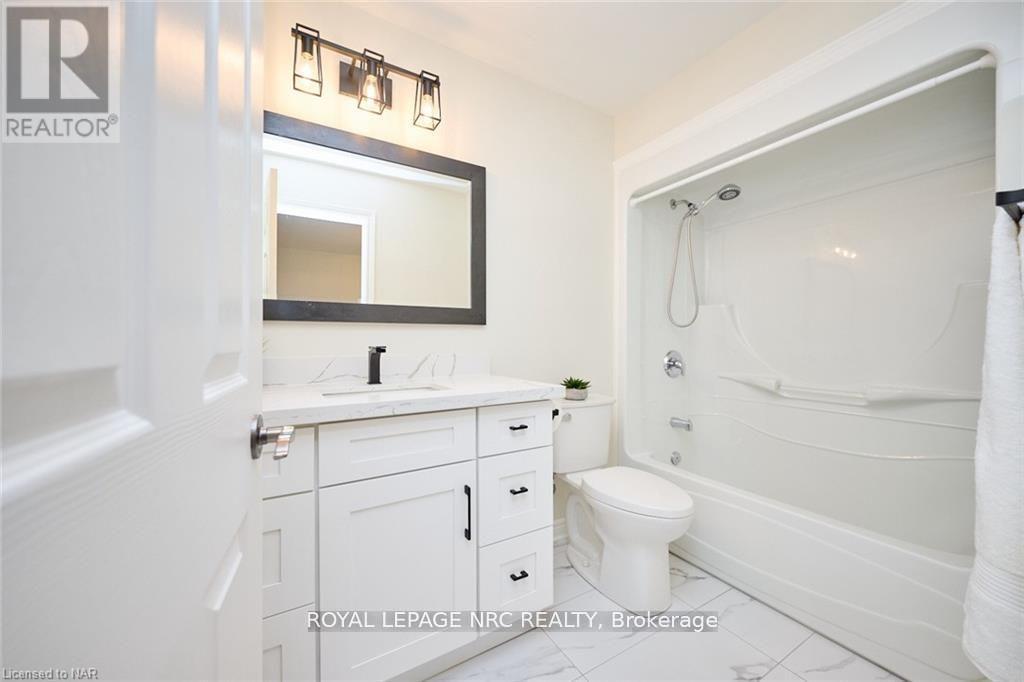 












76 LORETTA DRIVE

,
Niagara-on-the-Lake (Virgil),




Ontario
L0S1T0

