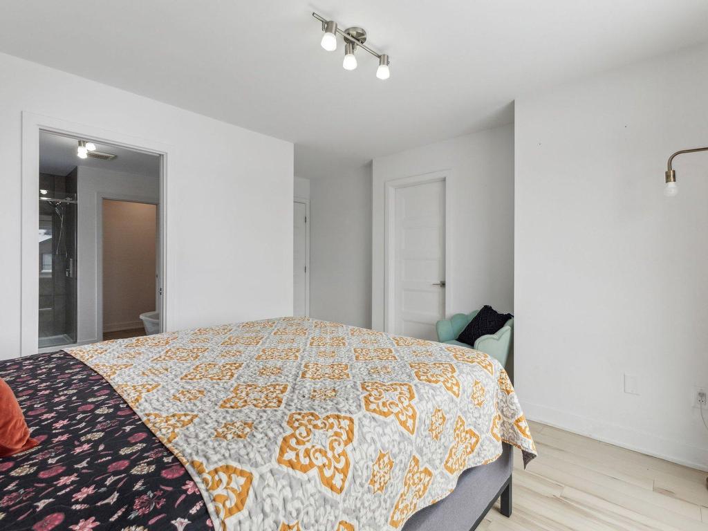 









217


Rue du Petit-Village

,
Gatineau (Masson-Angers),




QC
J8M1Z6

