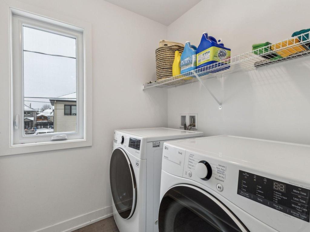 









217


Rue du Petit-Village

,
Gatineau (Masson-Angers),




QC
J8M1Z6

