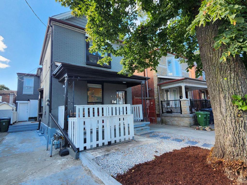 









418


Margueretta

Street,
Toronto,




ON
M6H 3S5

