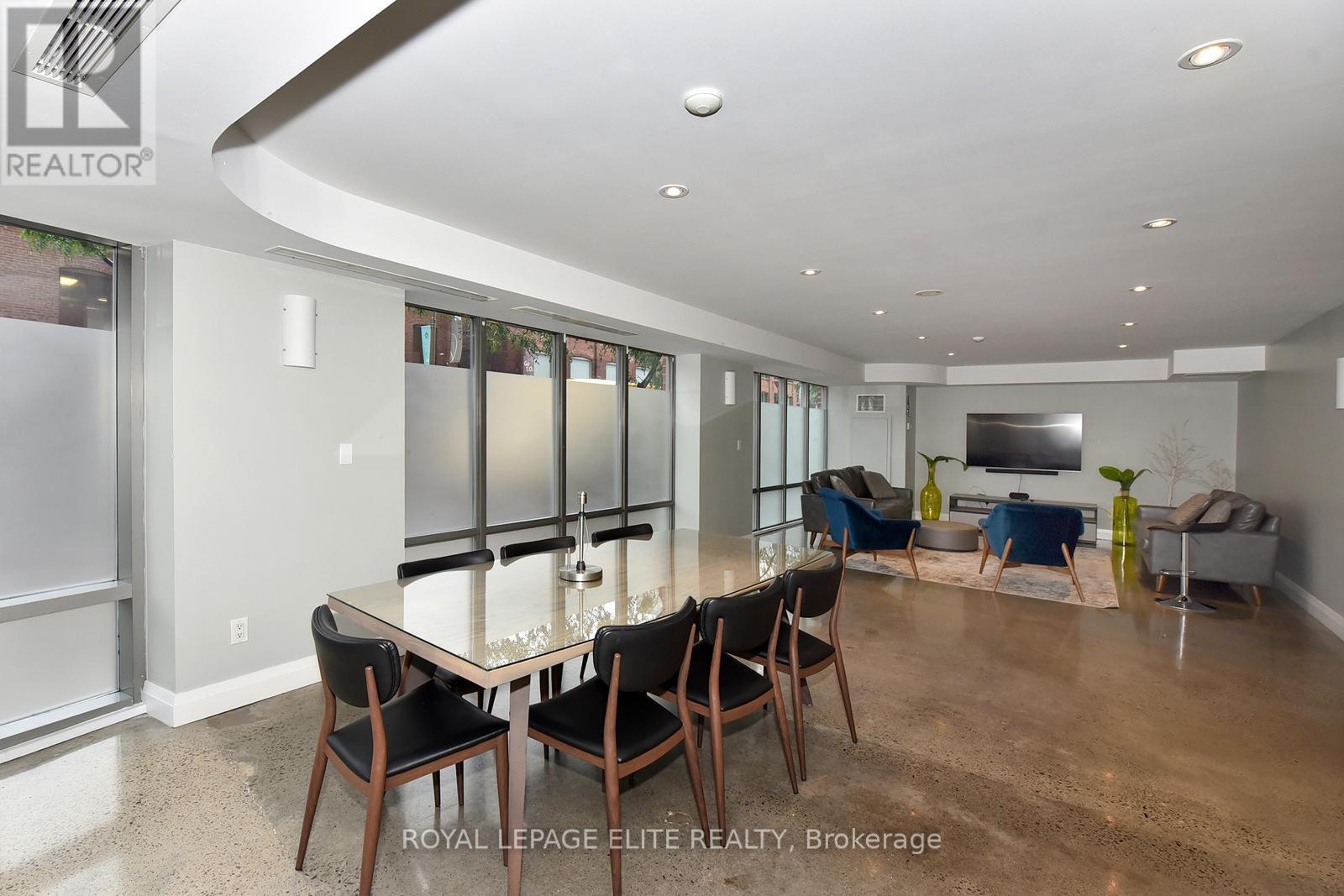 












220 - 255 RICHMOND STREET E

,
Toronto,




Ontario
M5A4T7

