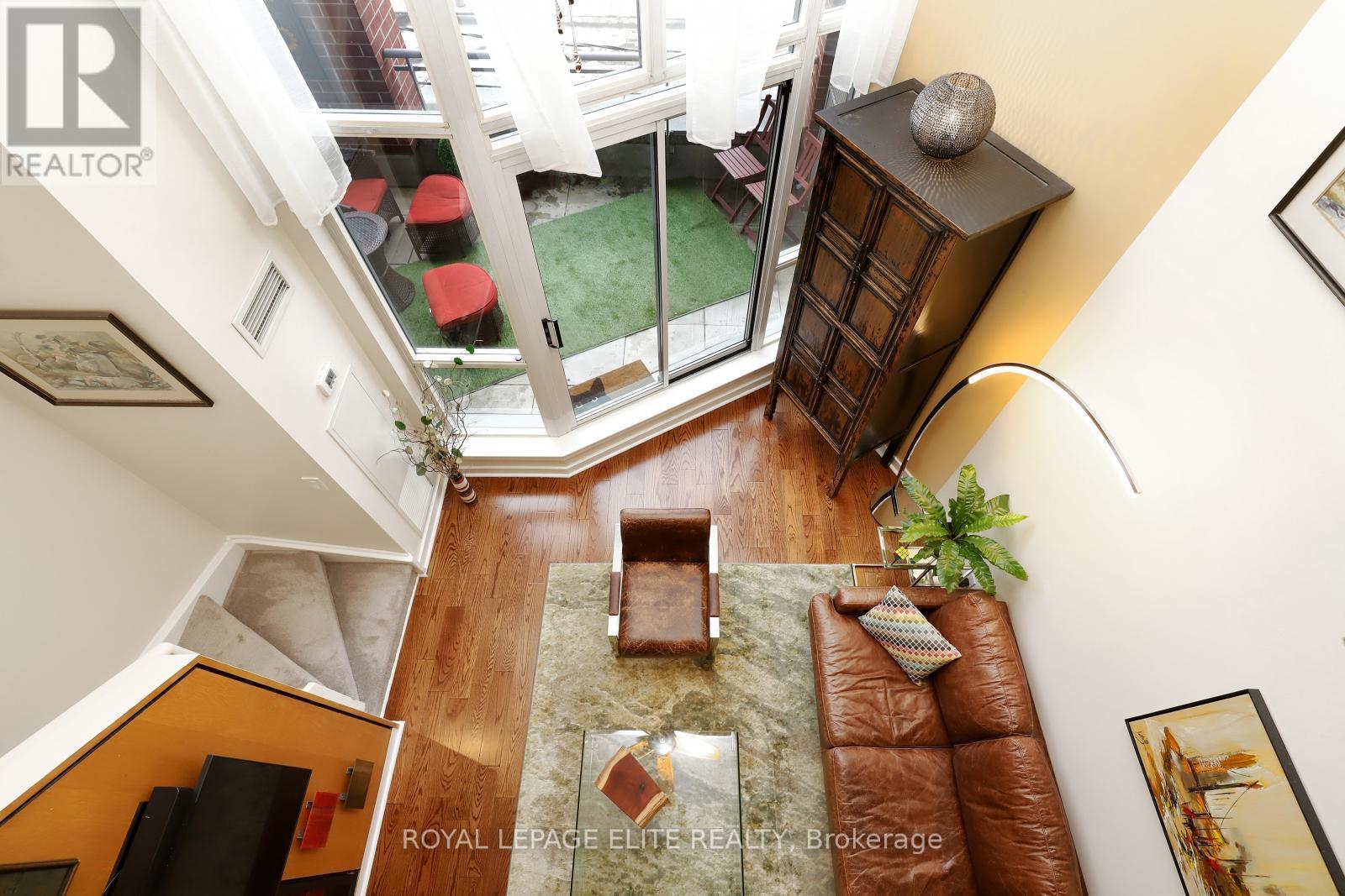 












220 - 255 RICHMOND STREET E

,
Toronto,




Ontario
M5A4T7

