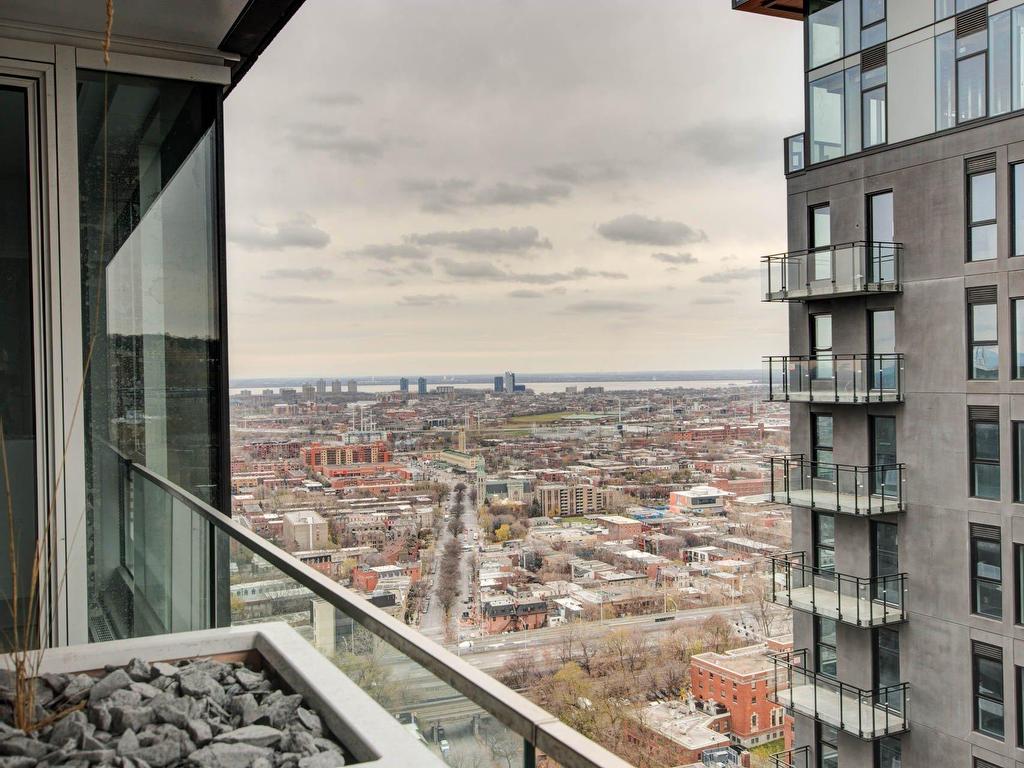 









2320


Rue Tupper

, 2903,
Montréal (Ville-Marie),




QC
H3H0B8

