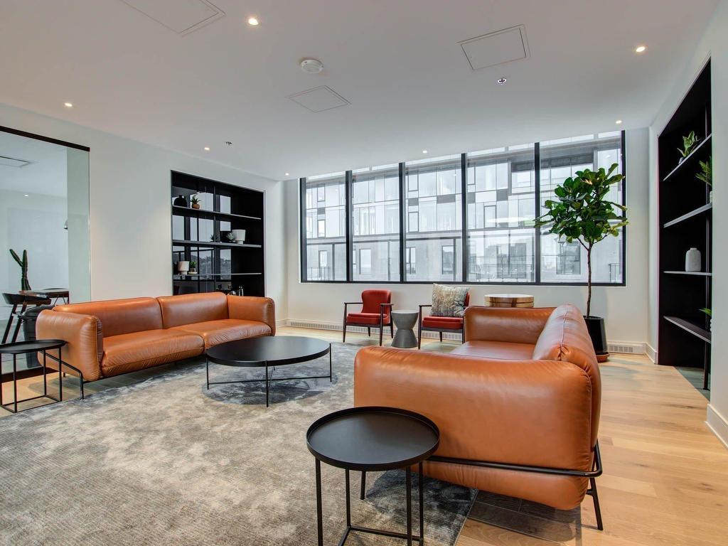 









2320


Rue Tupper

, 2903,
Montréal (Ville-Marie),




QC
H3H0B8

