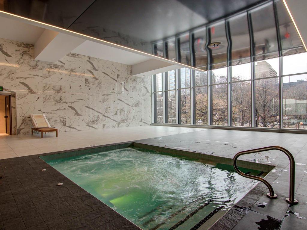 









2320


Rue Tupper

, 2903,
Montréal (Ville-Marie),




QC
H3H0B8

