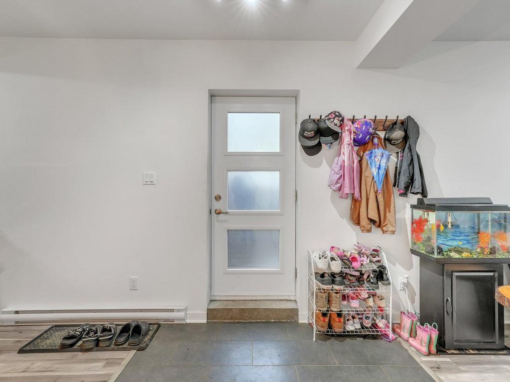 









67


Ch. Dubois

,
Val-des-Monts,




QC
J8N4C3

