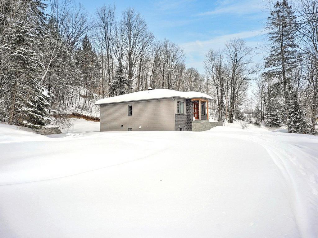 









67


Ch. Dubois

,
Val-des-Monts,




QC
J8N4C3

