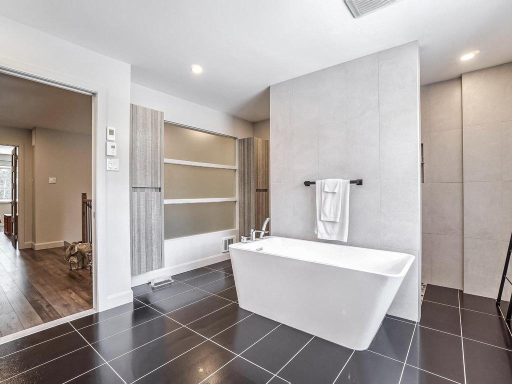 









2134


Rue Lajeunesse

,
Rawdon,




QC
J0K1S0

