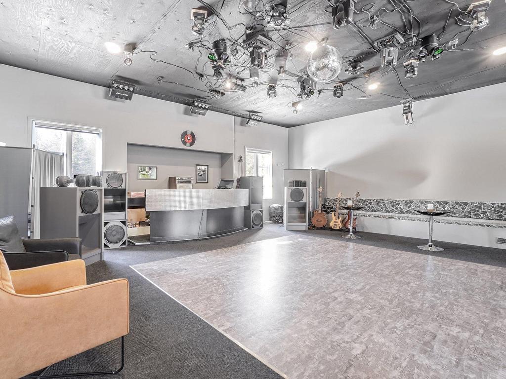 









2134


Rue Lajeunesse

,
Rawdon,




QC
J0K1S0

