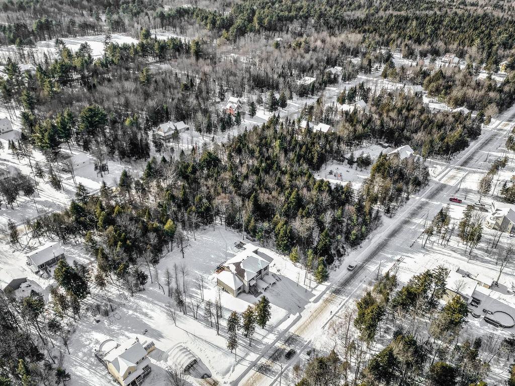 









2134


Rue Lajeunesse

,
Rawdon,




QC
J0K1S0

