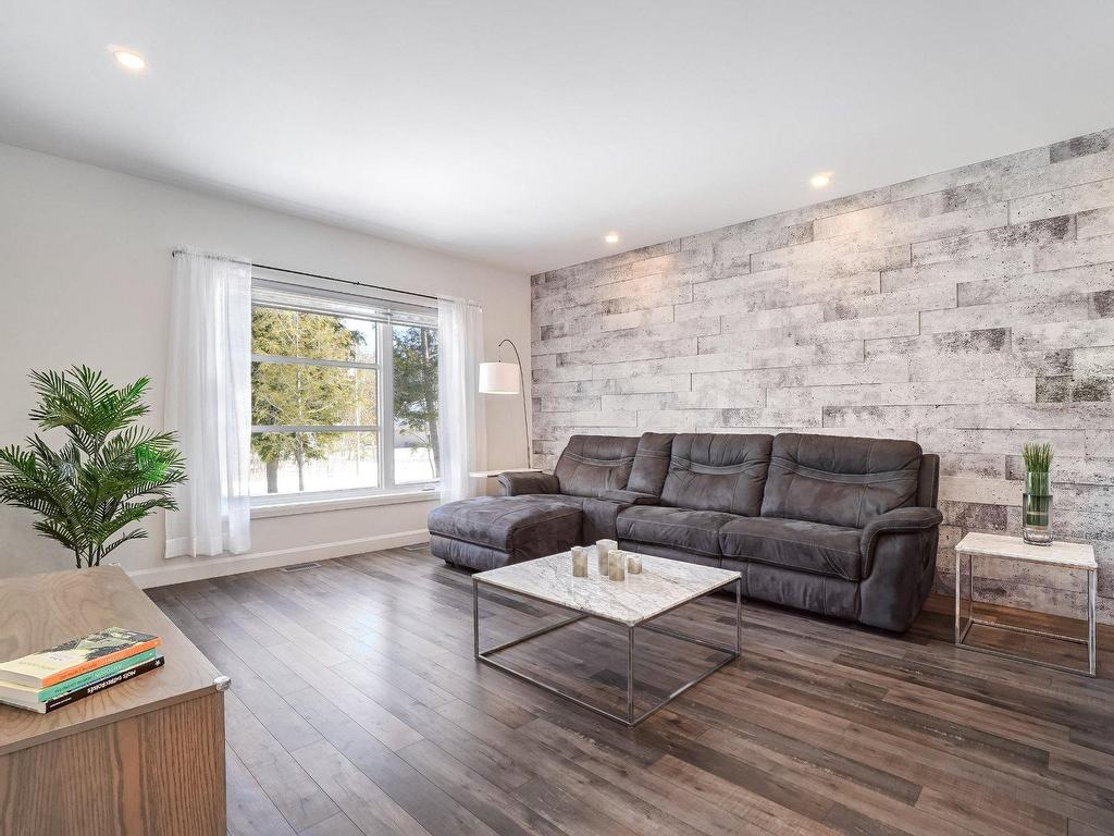 









2134


Rue Lajeunesse

,
Rawdon,




QC
J0K1S0

