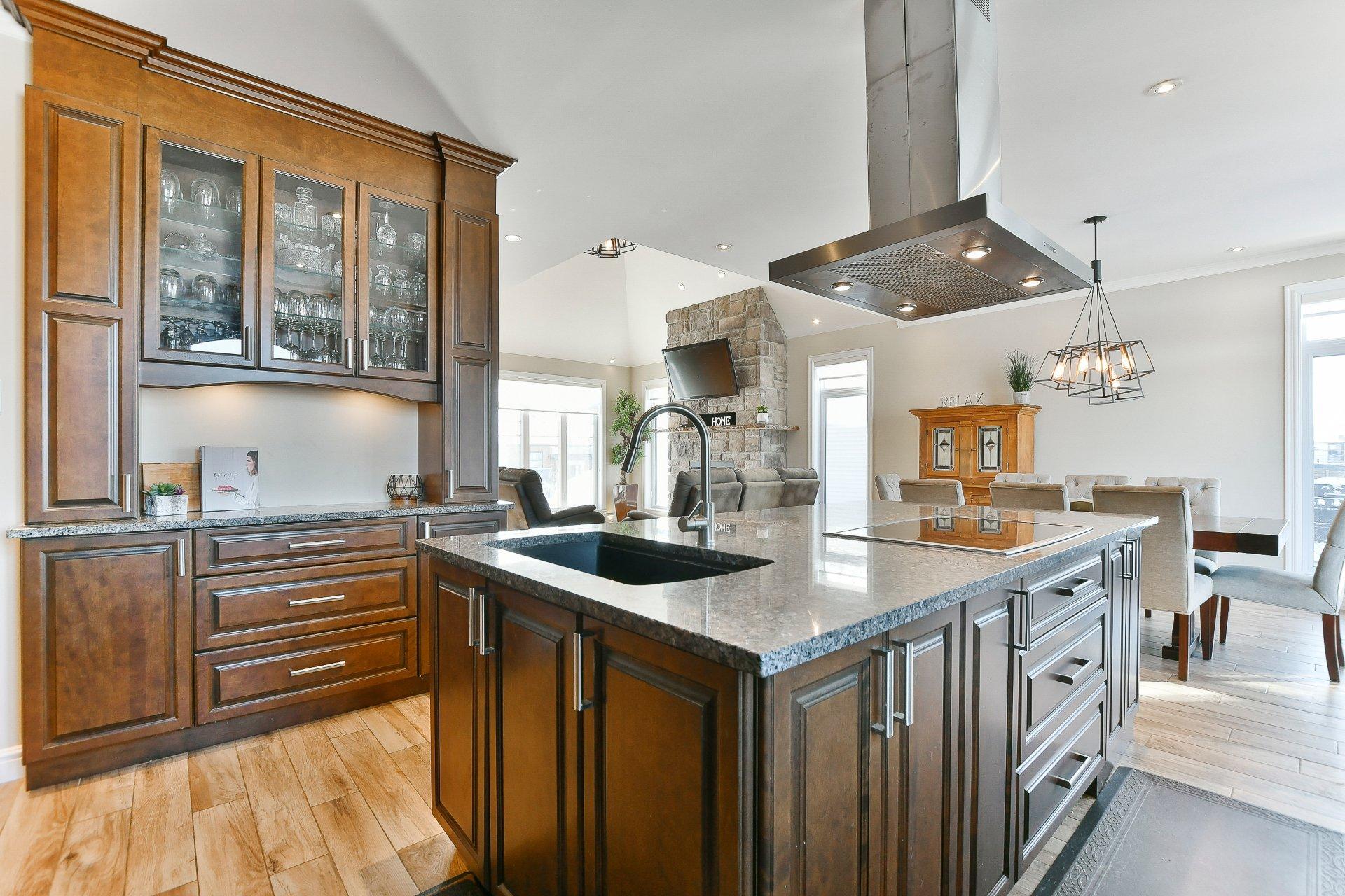 









73


Rue Laurin

,
Saint-Jacques,




QC
J0K2R0

