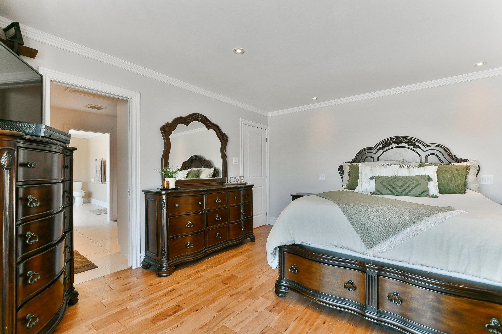 









73


Rue Laurin

,
Saint-Jacques,




QC
J0K2R0

