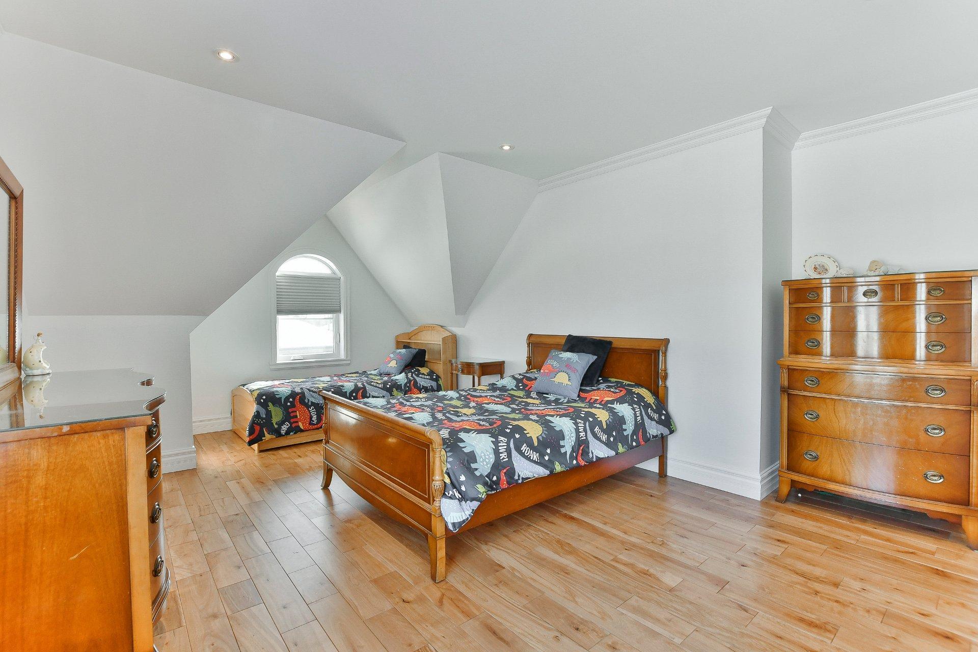 









73


Rue Laurin

,
Saint-Jacques,




QC
J0K2R0

