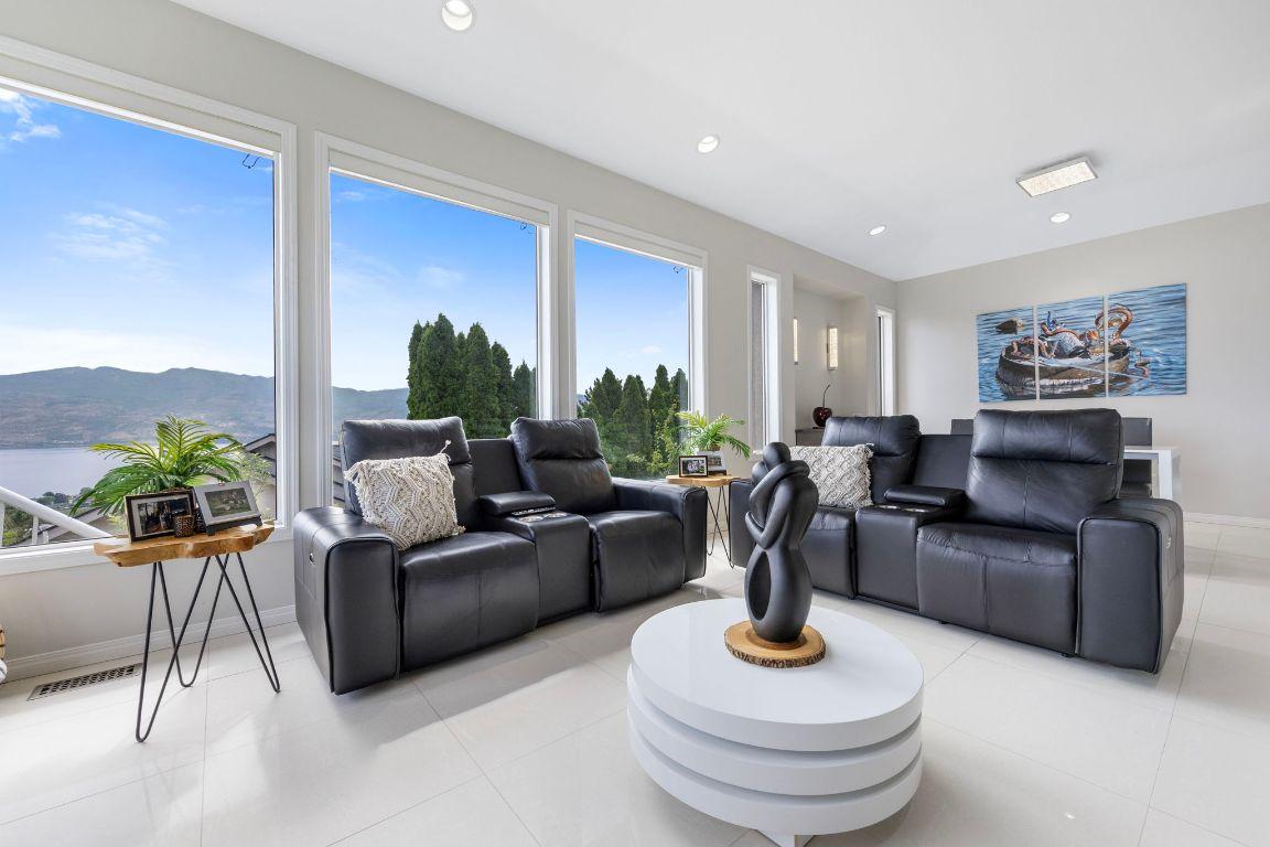









3567


Royal Gala

Drive,
West Kelowna,




BC
V4T 2M4

