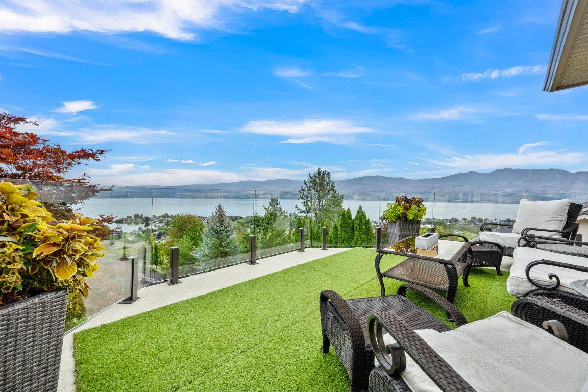 









3567


Royal Gala

Drive,
West Kelowna,




BC
V4T 2M4

