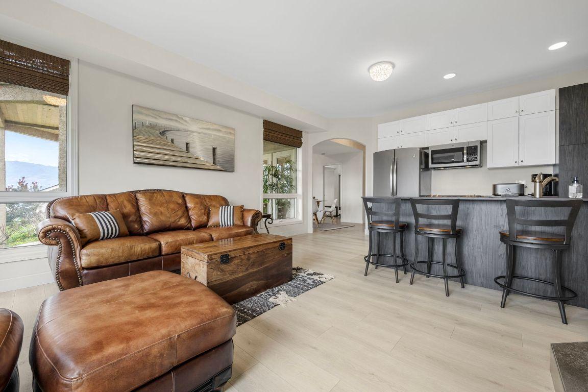 









3567


Royal Gala

Drive,
West Kelowna,




BC
V4T 2M4


