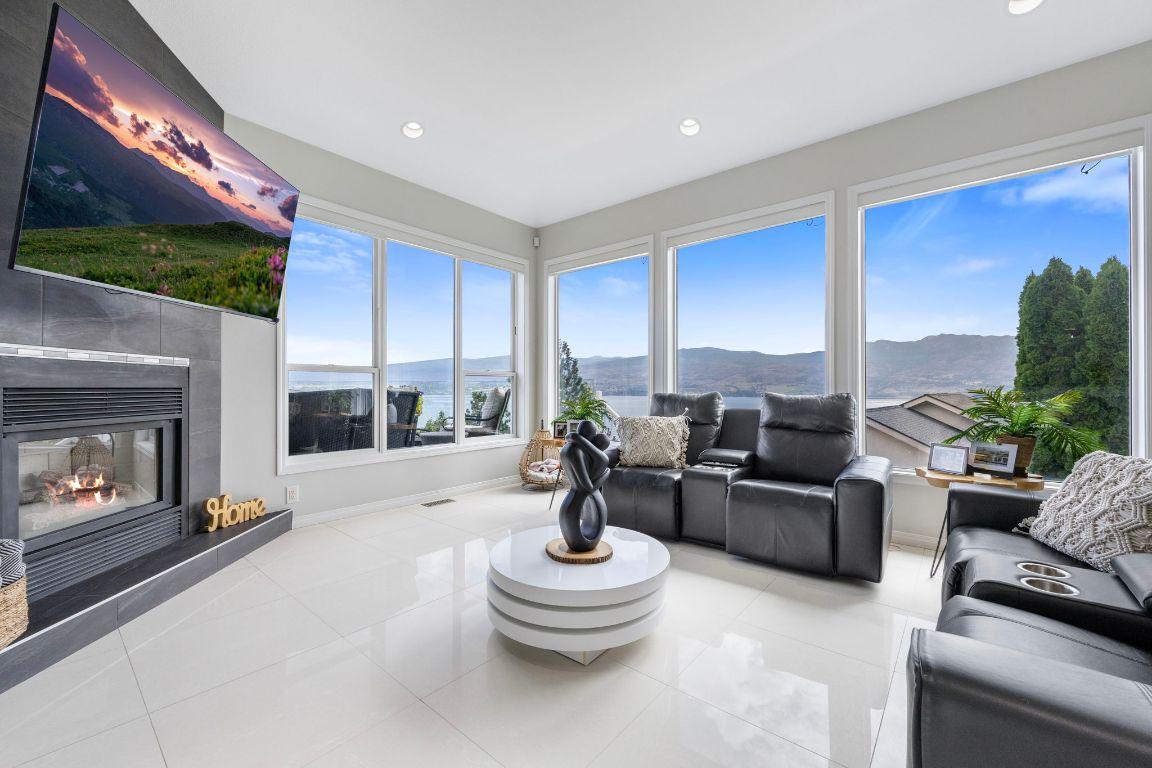 









3567


Royal Gala

Drive,
West Kelowna,




BC
V4T 2M4

