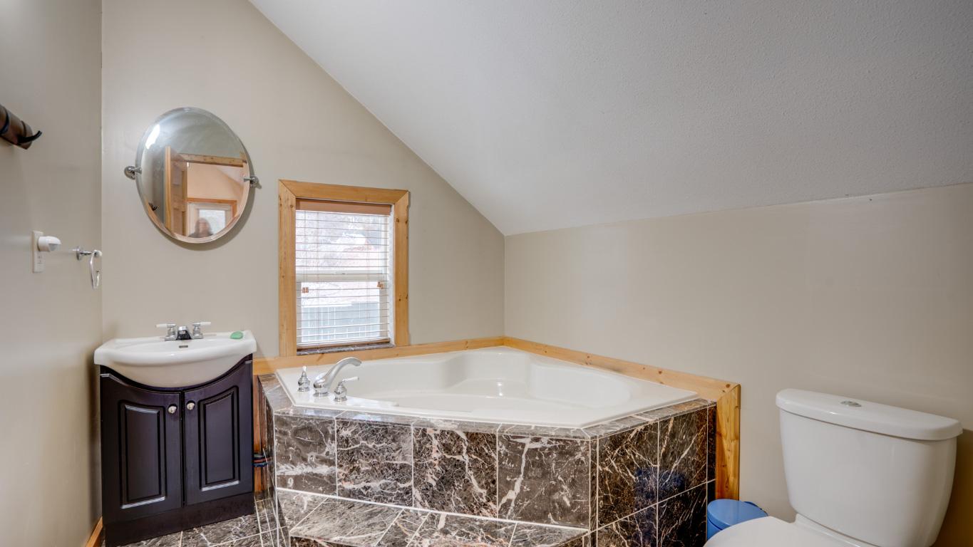









810


Firwood

Road,
Kelowna,




BC
V1Z 3V5

