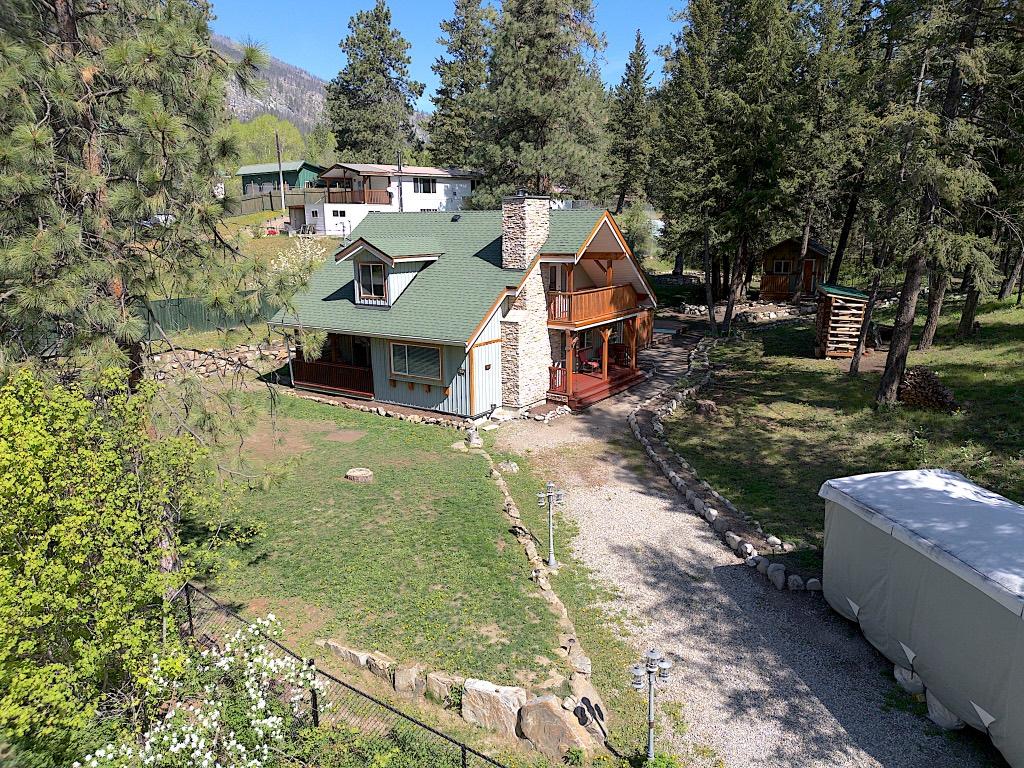 









810


Firwood

Road,
Kelowna,




BC
V1Z 3V5

