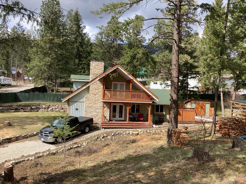 









810


Firwood

Road,
Kelowna,




BC
V1Z 3V5

