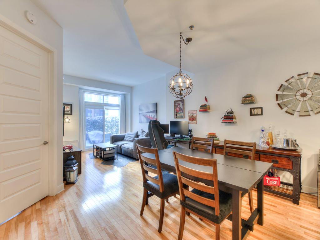 









3655


Rue Jean-Gascon

, 101,
Montréal (Saint-Laurent),




QC
H4R0K7

