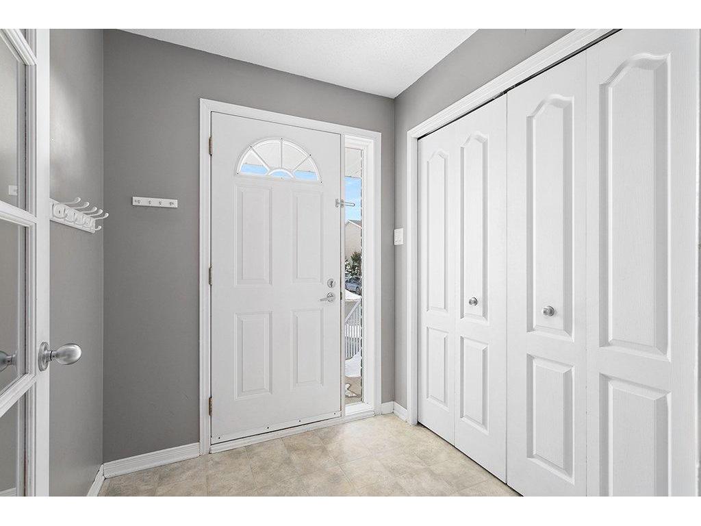 









103


Rue du Grand-Hunier

,
Gatineau (Aylmer),




QC
J9H6T8


