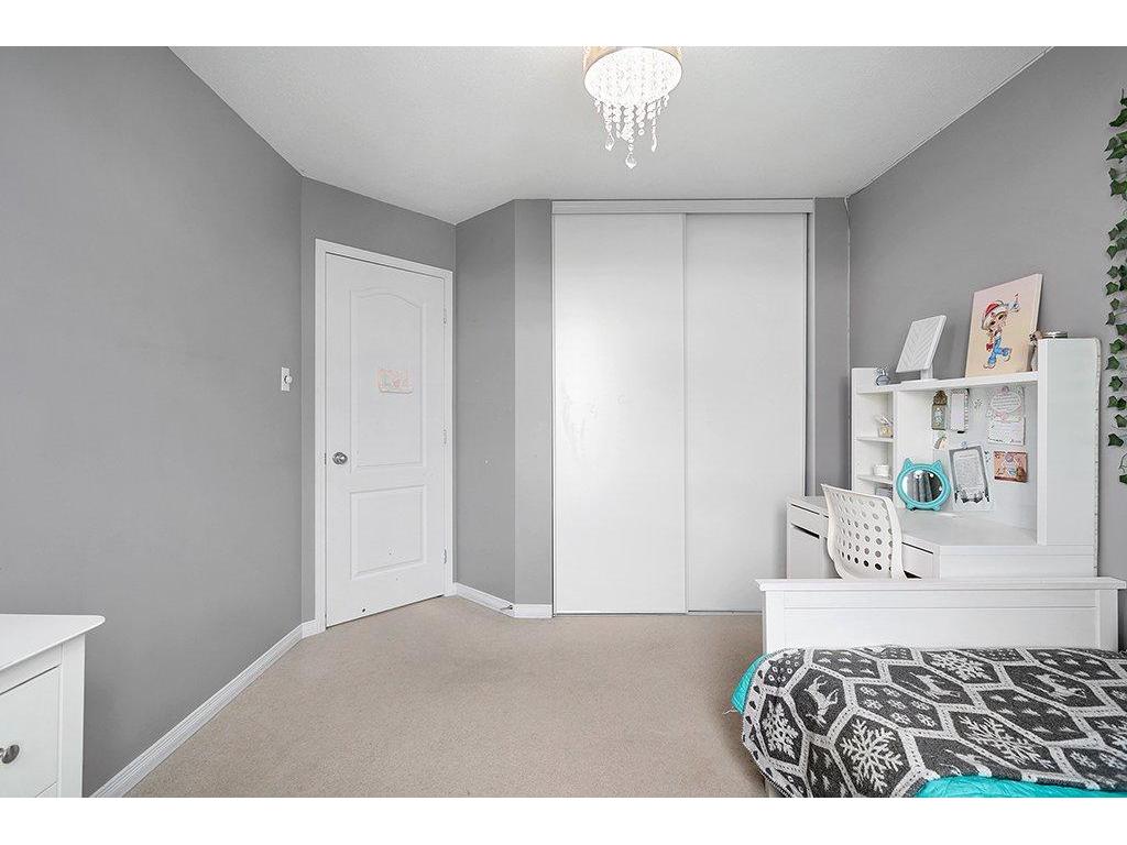 









103


Rue du Grand-Hunier

,
Gatineau (Aylmer),




QC
J9H6T8

