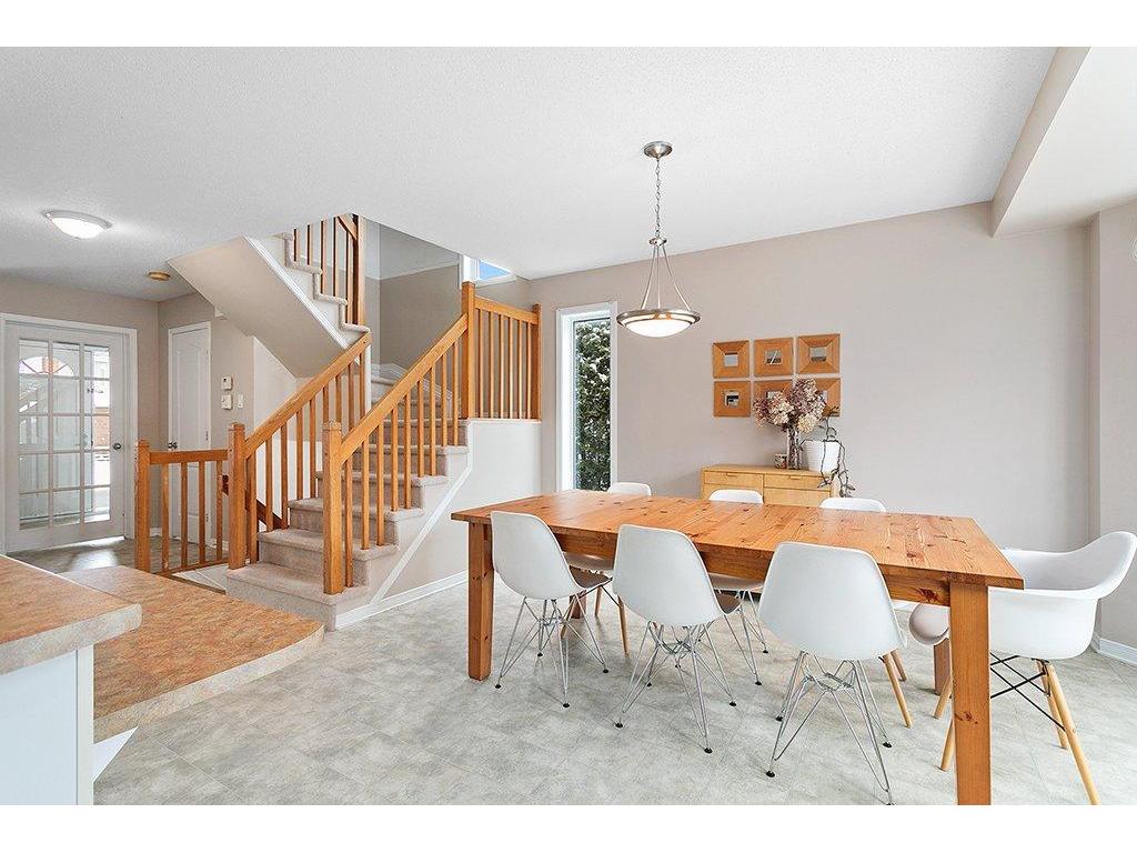 









103


Rue du Grand-Hunier

,
Gatineau (Aylmer),




QC
J9H6T8

