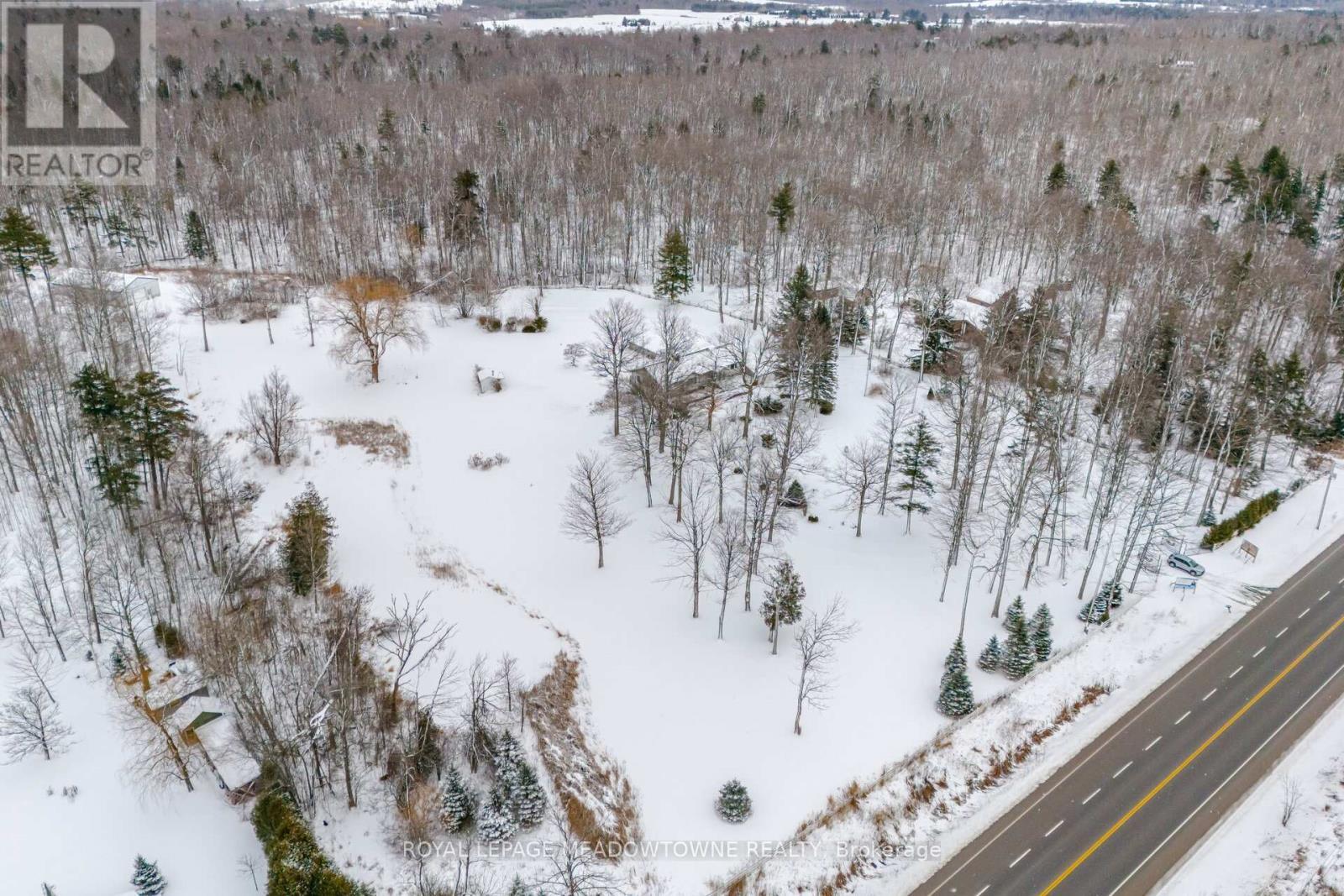 












11255 REGIONAL ROAD 25 ROAD

,
Halton Hills,




Ontario
L7J2M1

