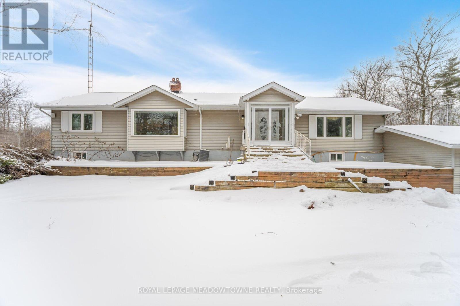 












11255 REGIONAL ROAD 25 ROAD

,
Halton Hills,




Ontario
L7J2M1

