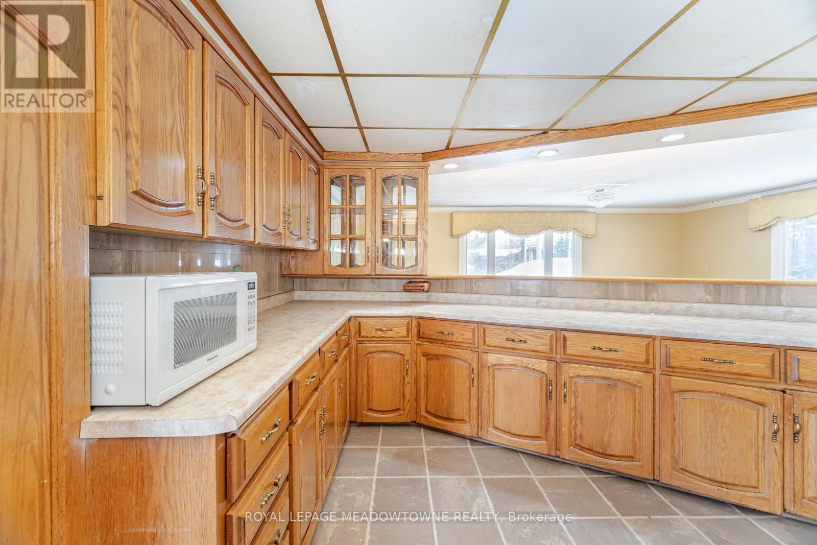 












11255 REGIONAL ROAD 25 ROAD

,
Halton Hills,




Ontario
L7J2M1

