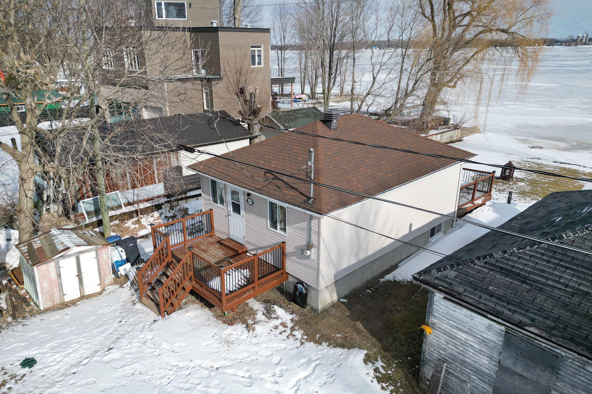









1325D


1re Rue

,
Saint-Blaise-sur-Richelieu,




QC
J0J1W0

