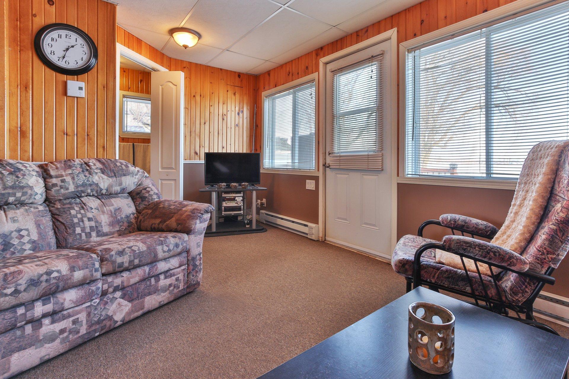 









1325D


1re Rue

,
Saint-Blaise-sur-Richelieu,




QC
J0J1W0

