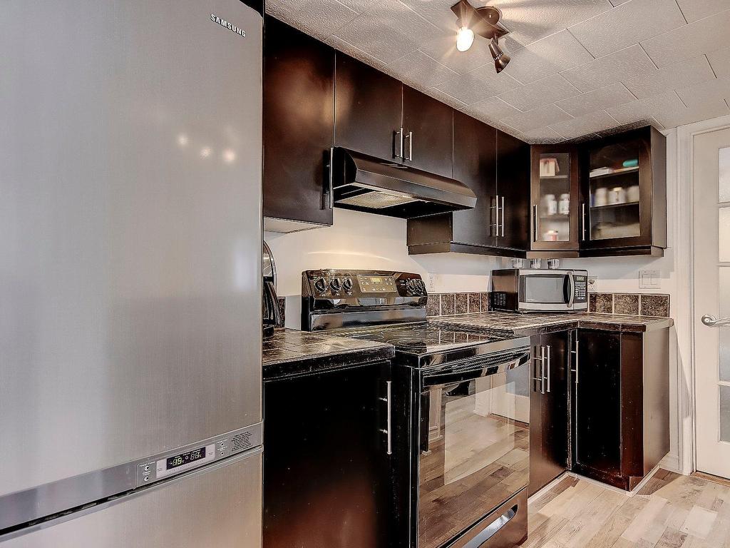 









3950


Boul. Sir-Wilfrid-Laurier

, 128,
Longueuil (Saint-Hubert),




QC
J3Y5Y9

