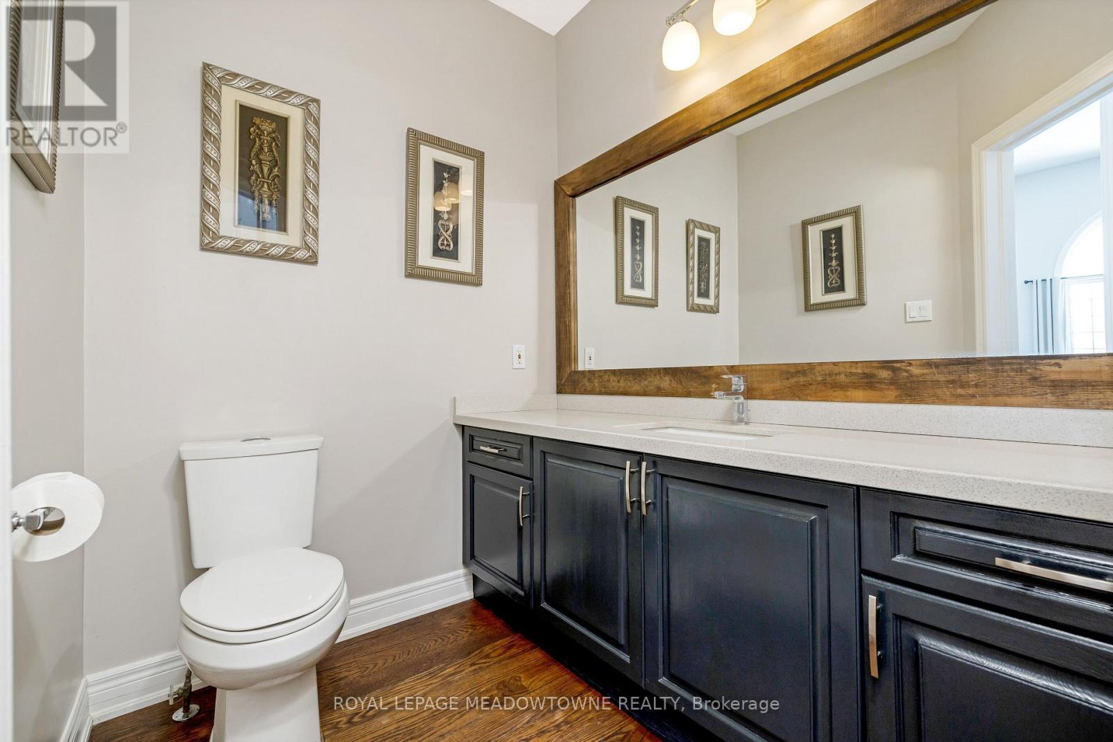 












11490 INGLIS DRIVE

,
Milton,




Ontario
L0P1B0

