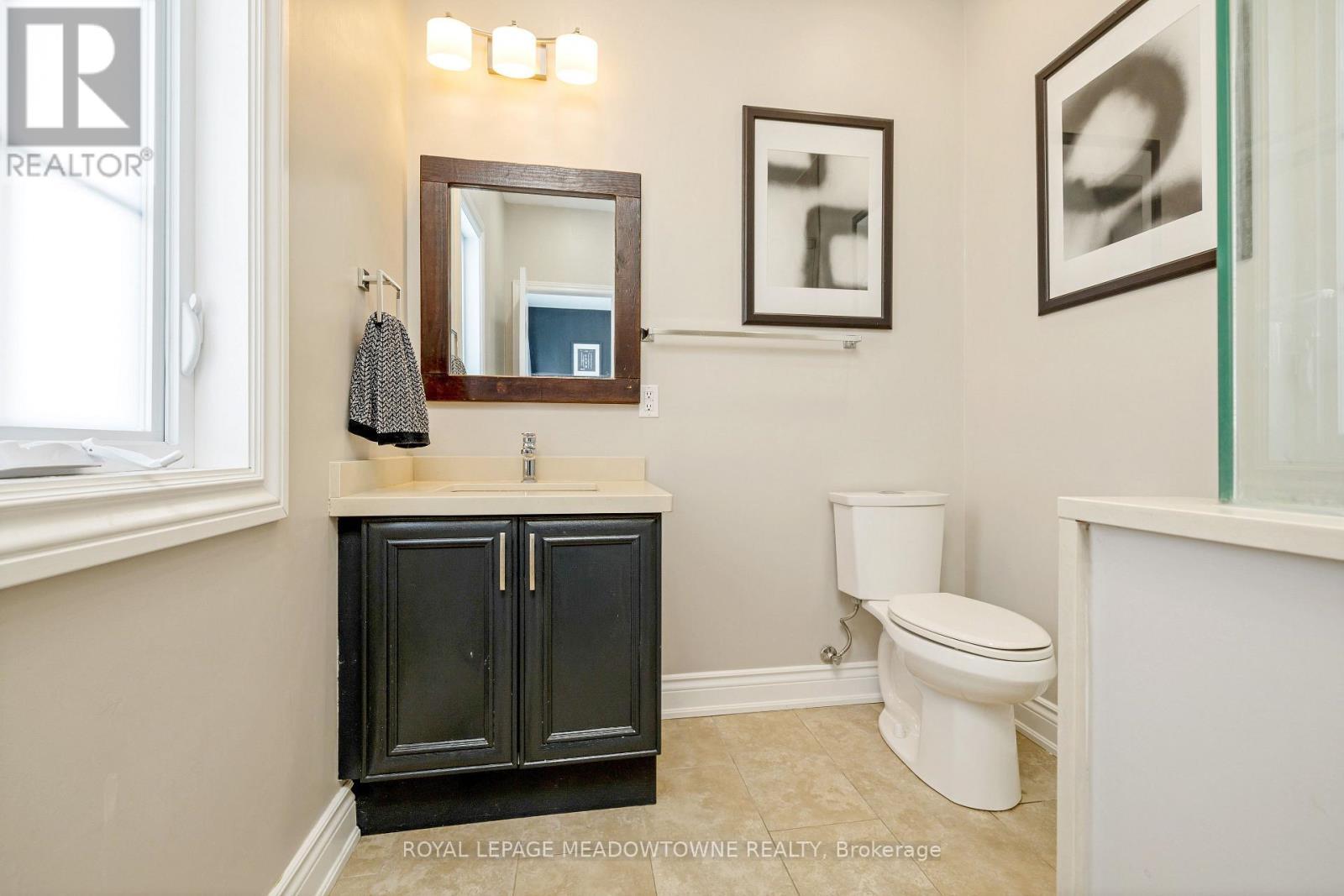 












11490 INGLIS DRIVE

,
Milton,




Ontario
L0P1B0

