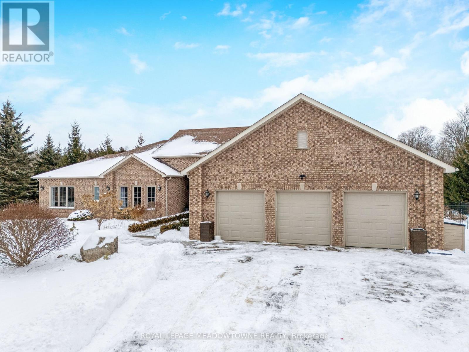 












11490 INGLIS DRIVE

,
Milton,




Ontario
L0P1B0


